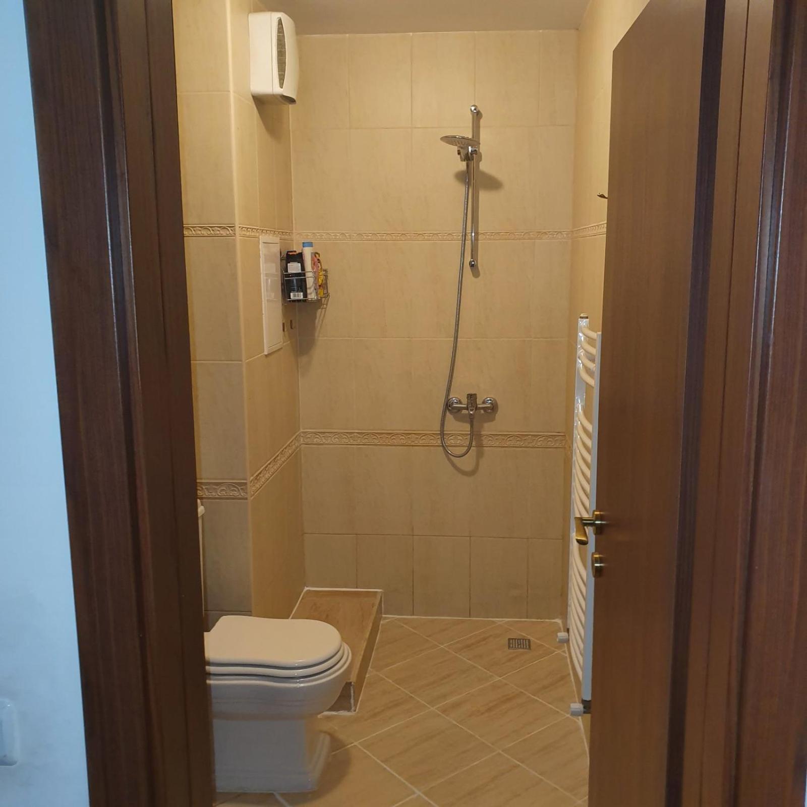 Студио Тони 1 Varna Rum bild